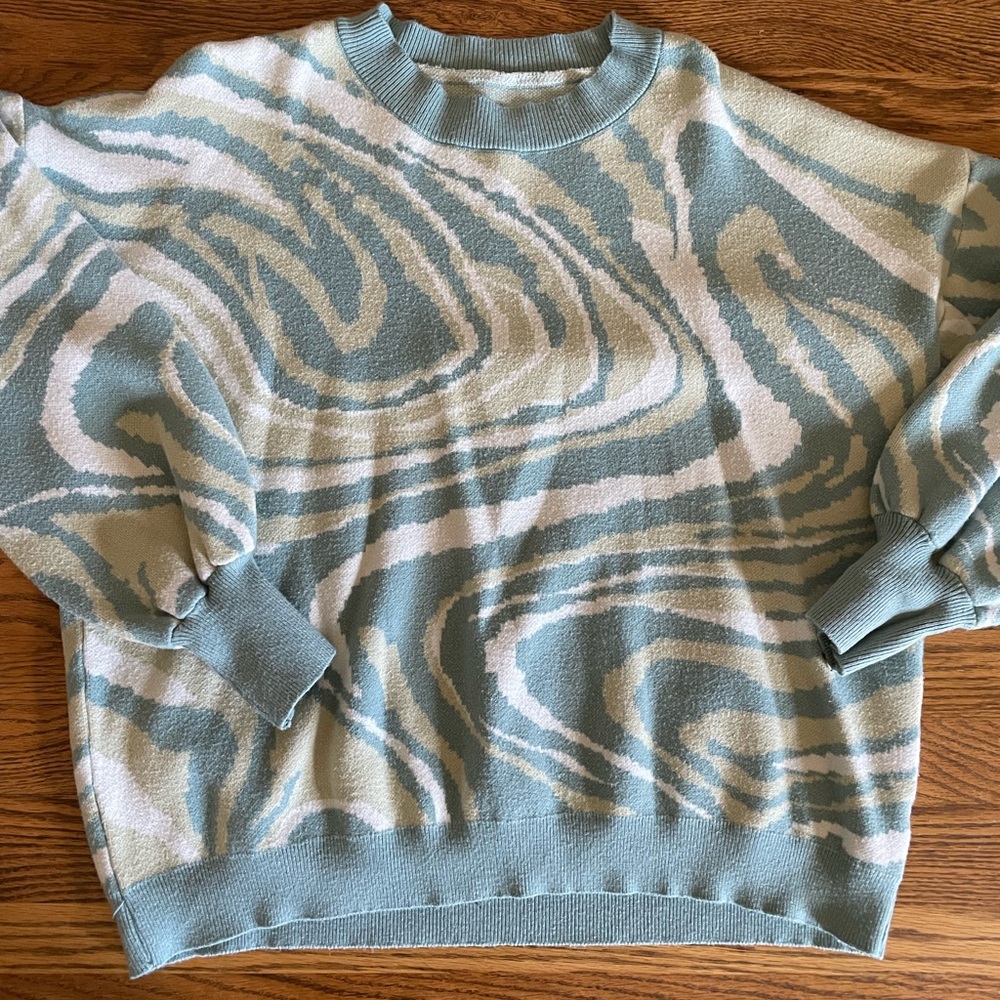 Stylish Blue and White Women's Sweater